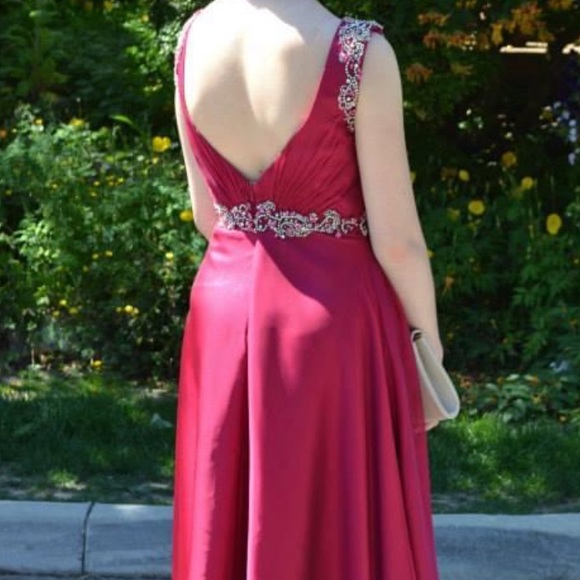 Burgundy Grad/Prom Dress - Picture 2 of 2